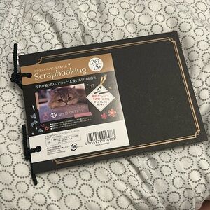 Black scrapbook - B6 size (18cm x 12.7cm)